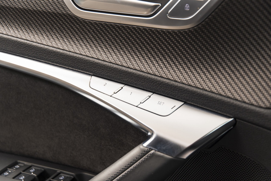 Audi RS6 TFSI quattro CERAMIC-22″-PANO-B&O