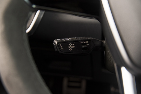 Audi RS6 TFSI quattro CERAMIC-22″-PANO-B&O