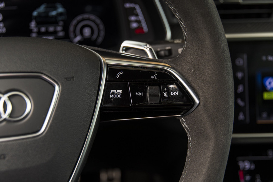 Audi RS6 TFSI quattro CERAMIC-22″-PANO-B&O