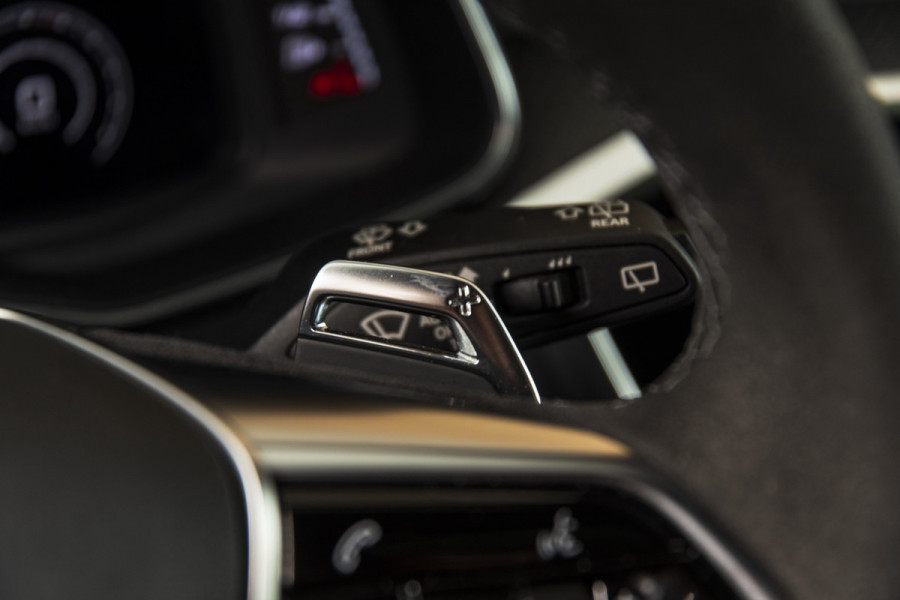 Audi RS6 TFSI quattro CERAMIC-22″-PANO-B&O