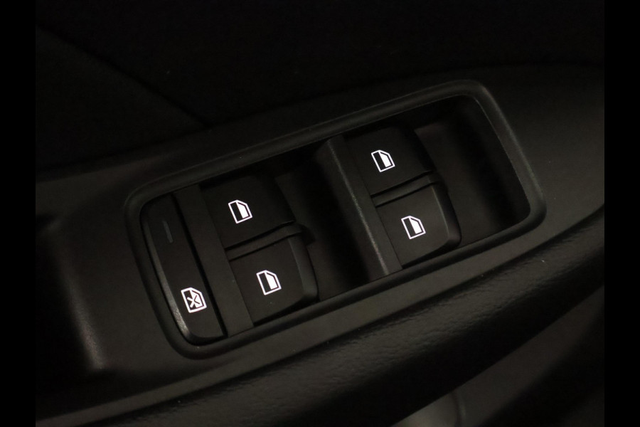 MG ZS EV Black Luxury 45 kWh | Navigatie | Schuif-/Kanteldak | Leder |