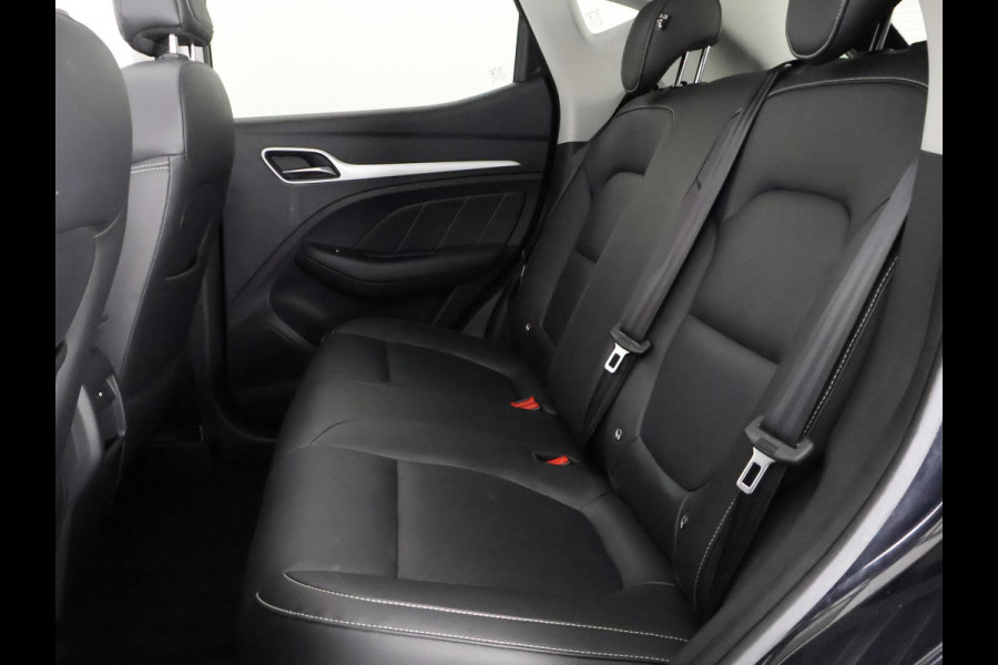 MG ZS EV Black Luxury 45 kWh | Navigatie | Schuif-/Kanteldak | Leder |