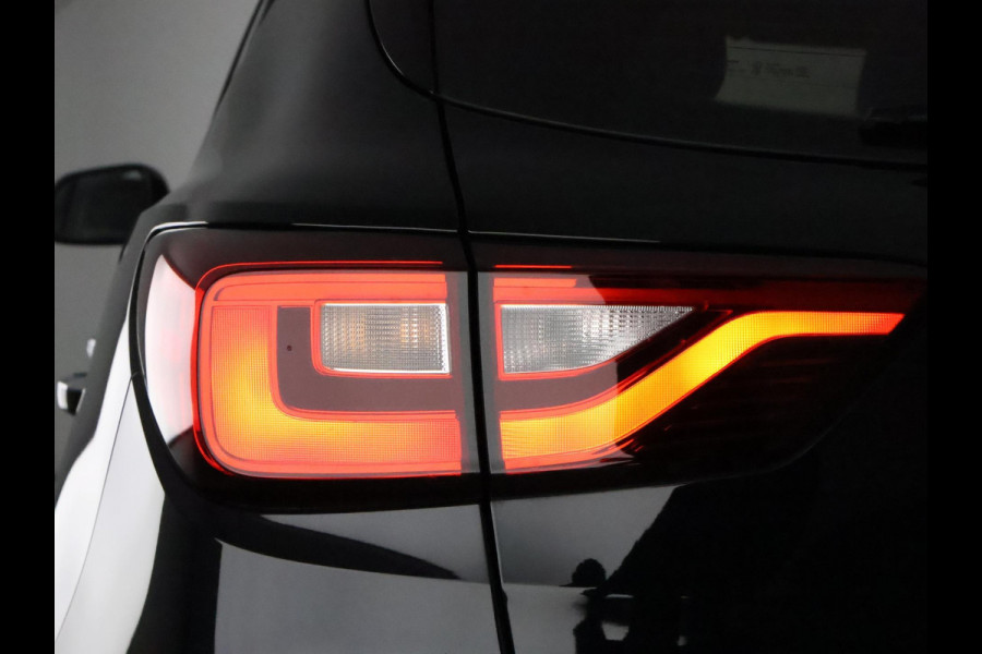 MG ZS EV Black Luxury 45 kWh | Navigatie | Schuif-/Kanteldak | Leder |