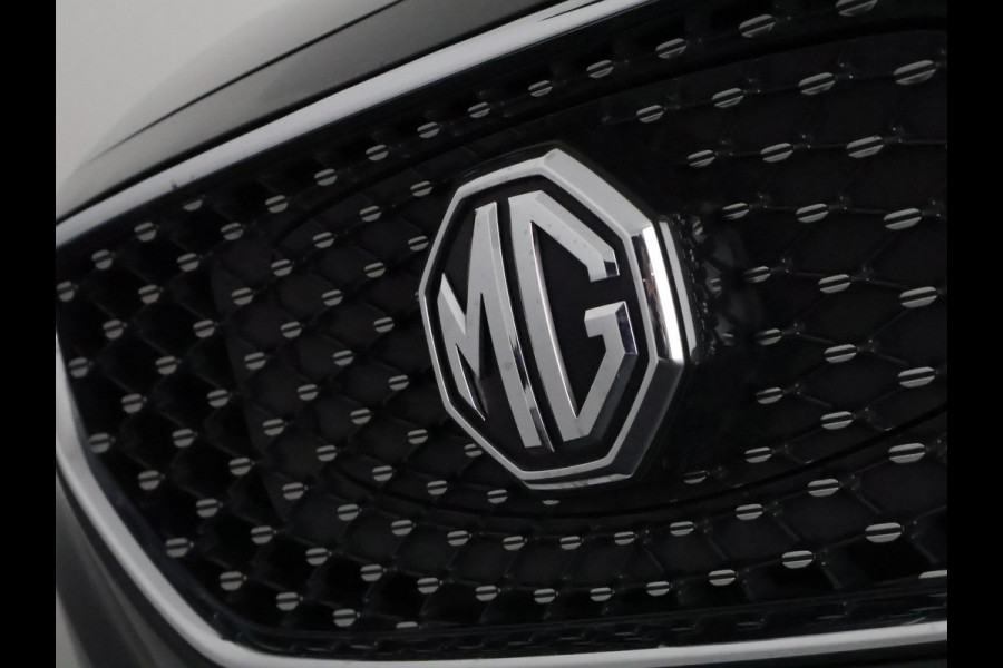 MG ZS EV Black Luxury 45 kWh | Navigatie | Schuif-/Kanteldak | Leder |