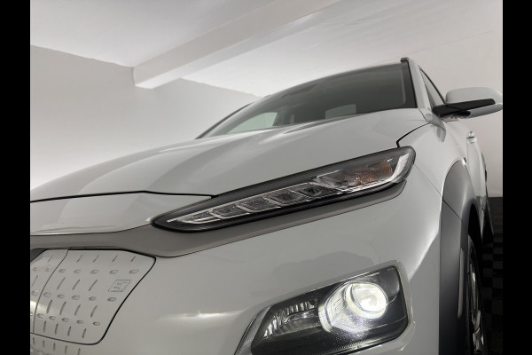 Hyundai Kona EV Premium 64 kWh (INCL-BTW) *FULL-LEATHER | HEAD-UP | FULL-LED | NAVI-FULLMAP | DAB | ADAPTIVE-CRUISE | KRELL-AUDIO | KEYLESS | CAMERA | BLIND-SPOT | LANE-ASSIST | DIGI-COCKPIT | COMFORT-SEATS | 17''ALU*