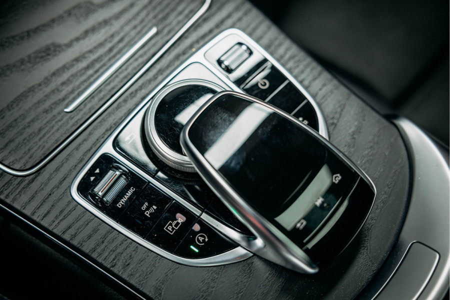 Mercedes-Benz C-Klasse Coupé 300 Premium Plus Pack Uiterst nette C 300 Coupe