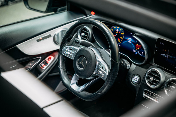 Mercedes-Benz C-Klasse Coupé 300 Premium Plus Pack Uiterst nette C 300 Coupe