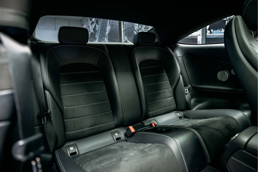 Mercedes-Benz C-Klasse Coupé 300 Premium Plus Pack Uiterst nette C 300 Coupe