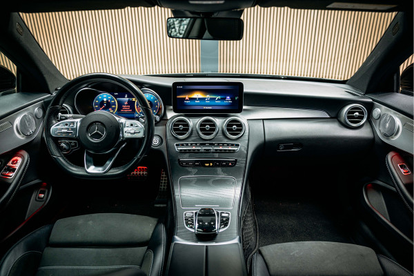 Mercedes-Benz C-Klasse Coupé 300 Premium Plus Pack Uiterst nette C 300 Coupe