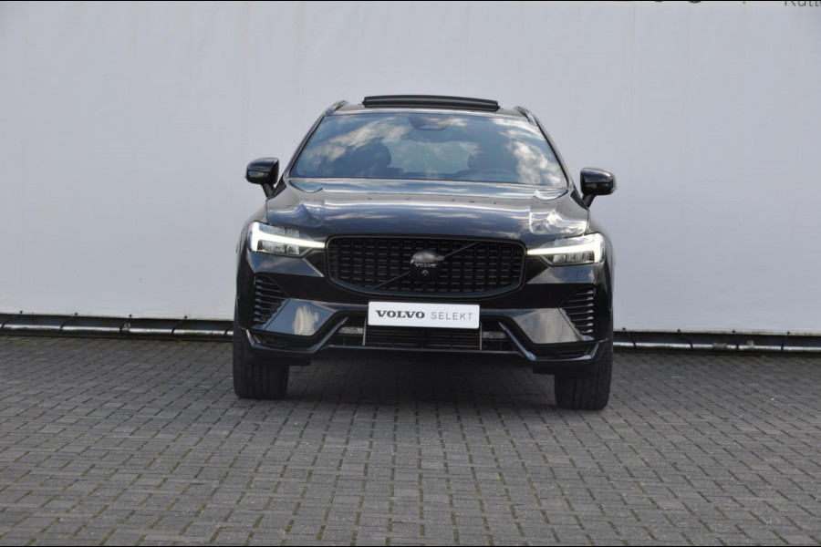 Volvo XC60 T8 455PK Automaat AWD Plus Black Edition / Adaptieve cruise control / BLIS / Luchtvering / Trekhaak / Stoelverwarming - en ventilatie / Parkeersensoren met 360 camera / Apple carplay / Panoramadak /