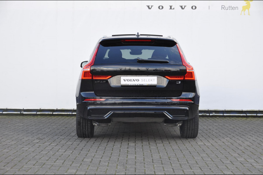 Volvo XC60 T8 455PK Automaat AWD Plus Black Edition / Adaptieve cruise control / BLIS / Luchtvering / Trekhaak / Stoelverwarming - en ventilatie / Parkeersensoren met 360 camera / Apple carplay / Panoramadak /