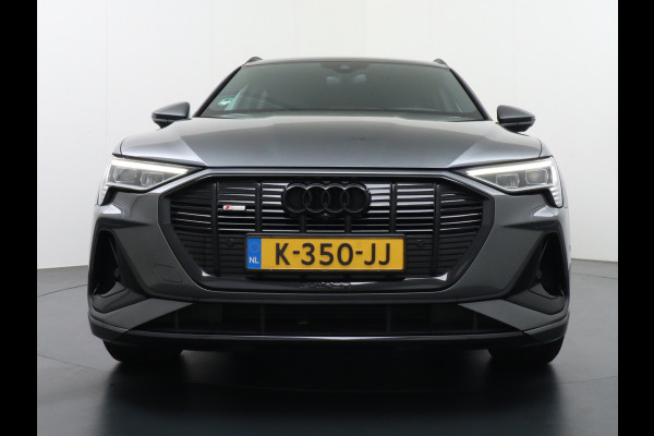 Audi e-tron 55 Quattro 95kWh 408PK S-Edition Pano-dak. Leder Apple Carplay Luchtvering 360° Camera's Assistentie Pakket Matrix LED koplampen Stoelverwarming Assistentiepakket 'City' Kruising-assistent Fase 3 Laden