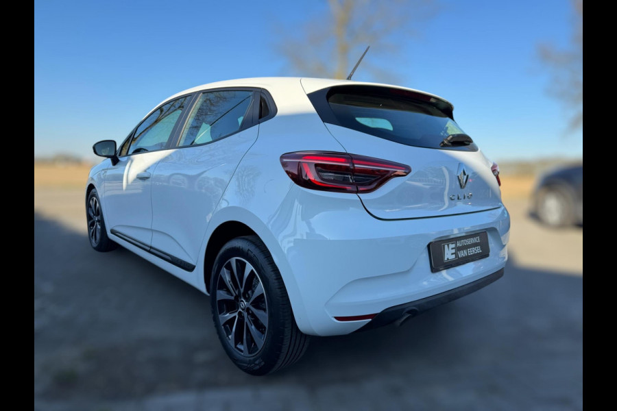 Renault Clio 1.0 TCe Equilibre AUTOMAAT / NAVIGATIE / STOELVERWARMING / BLUETOOTH / LED / LMV / CRUISE