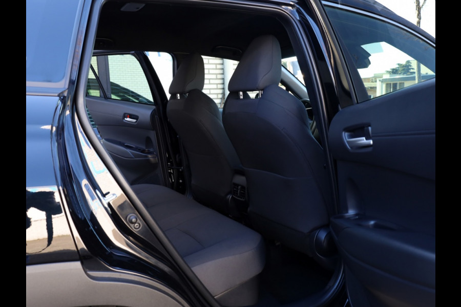 Toyota Corolla Cross Hybrid 140 Style | El. Achterklep | Stoel/Stuurwielverwarming