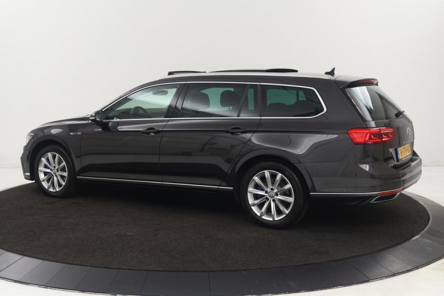 Volkswagen Passat 1.4 TSI PHEV GTE Busness | Panoramadak | Head-Up | Leder | Stoelverwarming | Adaptive cruise | Matrix LED | Carplay | Camera