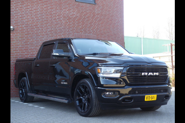 Dodge Ram 1500 5.7 V8 LARAMIE 4X4 Luchtvering/Camera/Trekhaak