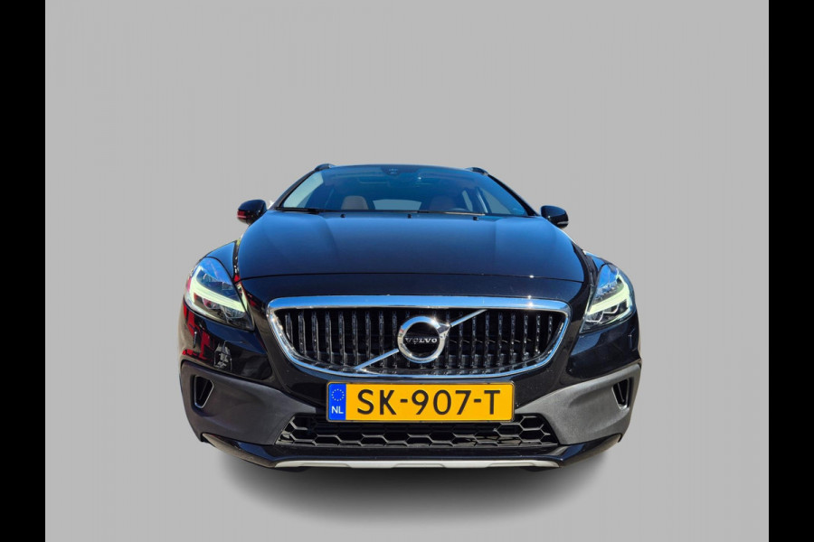 Volvo V40 Cross Country 1.5 T3 Nordic+ Pano, Carplay, NAP