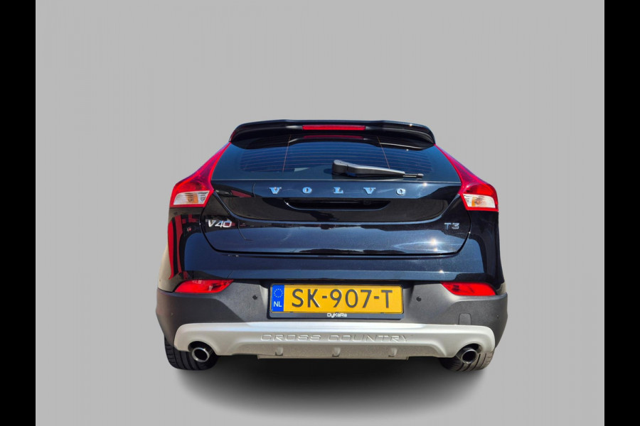 Volvo V40 Cross Country 1.5 T3 Nordic+ Pano, Carplay, NAP