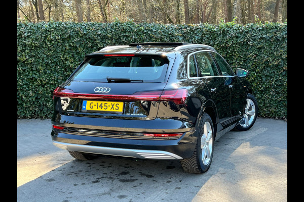 Audi e-tron E-tron 50 quattro Launch edition plus 71 kWh Pano | Luchtvering | Leder | Elektr stoel + geheugen | Adapt. Cruise