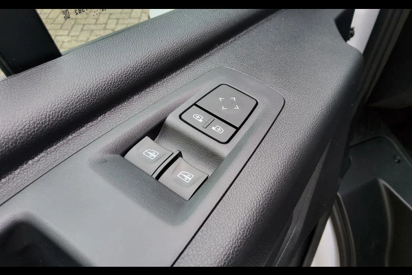Renault Master ELECTRIC E-TECH Z.E. 87 KW - L2H2 GESLOTEN - 2000 KG. TREKGEWICHT - V-40-LRF