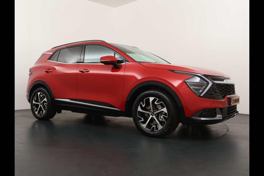 Kia Sportage 1.6 T-GDi Hybrid DynamicPlusLine Apple Carplay/Android Auto - Cruise Control - Dodehoek Detector - Schuif/Kantel Dak  - Voorstoelen Verwarmd Fabrieksgarantie tot 02-2031