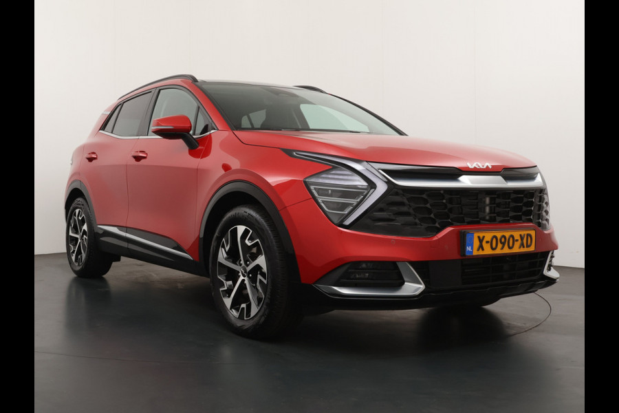 Kia Sportage 1.6 T-GDi Hybrid DynamicPlusLine Apple Carplay/Android Auto - Cruise Control - Dodehoek Detector - Schuif/Kantel Dak  - Voorstoelen Verwarmd Fabrieksgarantie tot 02-2031