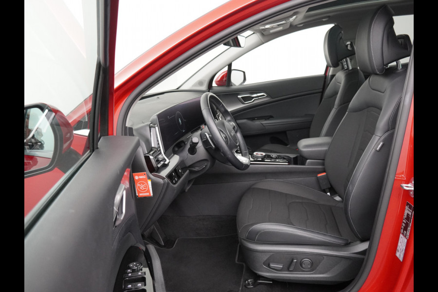 Kia Sportage 1.6 T-GDi Hybrid DynamicPlusLine Apple Carplay/Android Auto - Cruise Control - Dodehoek Detector - Schuif/Kantel Dak  - Voorstoelen Verwarmd Fabrieksgarantie tot 02-2031