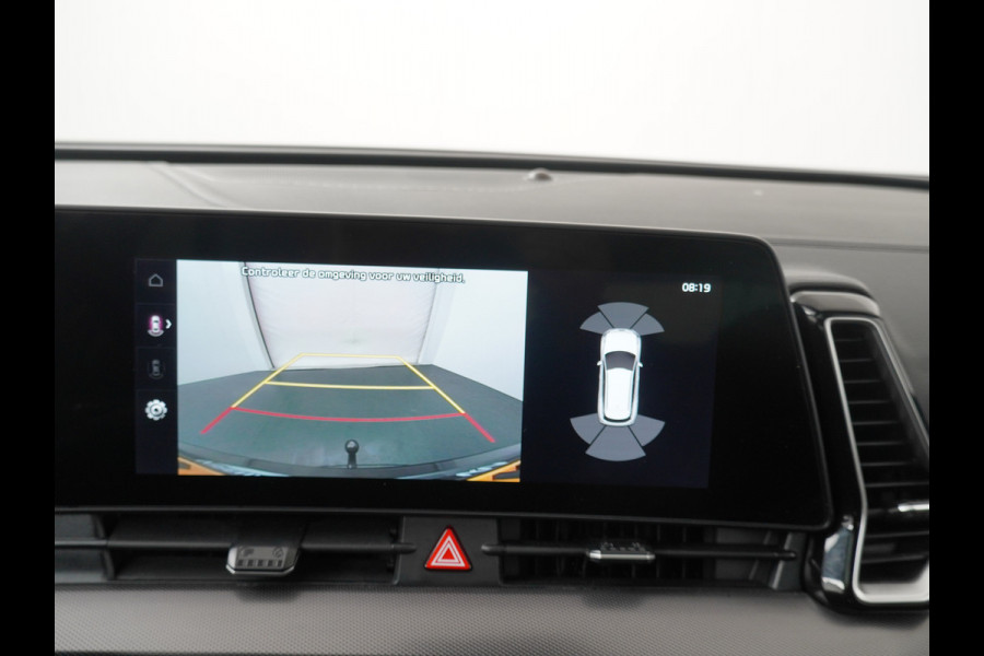 Kia Sportage 1.6 T-GDi Hybrid DynamicPlusLine Apple Carplay/Android Auto - Cruise Control - Dodehoek Detector - Schuif/Kantel Dak  - Voorstoelen Verwarmd Fabrieksgarantie tot 02-2031