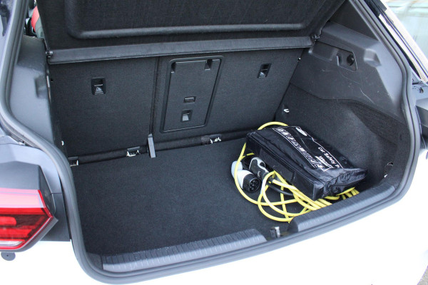 Volkswagen ID.3 PRO 58 kWh | grote accu + snelladen! | Lichtmetaal 20'' | Parkeersensoren | Stoelverwarming |