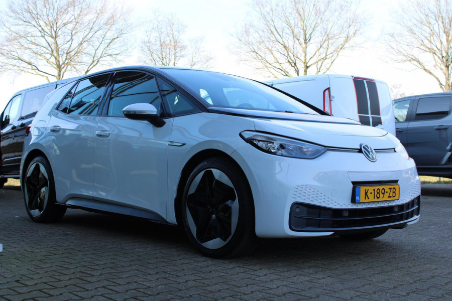 Volkswagen ID.3 PRO 58 kWh | grote accu + snelladen! | Lichtmetaal 20'' | Parkeersensoren | Stoelverwarming |