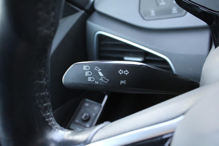 Volkswagen ID.3 PRO 58 kWh | grote accu + snelladen! | Lichtmetaal 20'' | Parkeersensoren | Stoelverwarming |