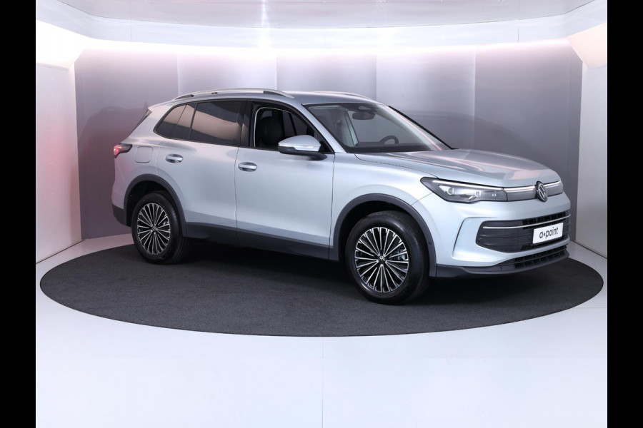 Volkswagen Tiguan 1.5 eHybrid Life PHEV 204PK | Assistentie pakket | Stoelverwarming voor+achter | 18"Lm velgen |