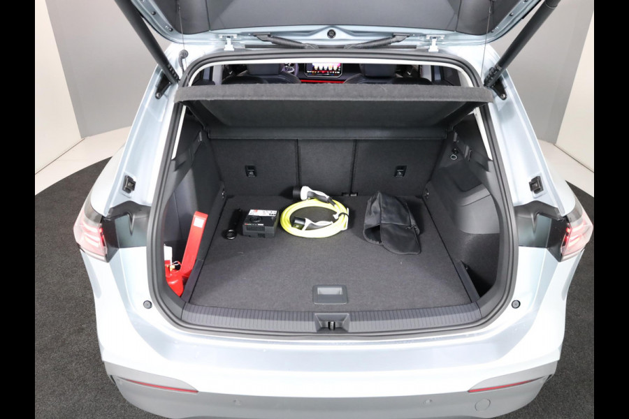 Volkswagen Tiguan 1.5 eHybrid Life PHEV 204PK | Assistentie pakket | Stoelverwarming voor+achter | 18"Lm velgen |