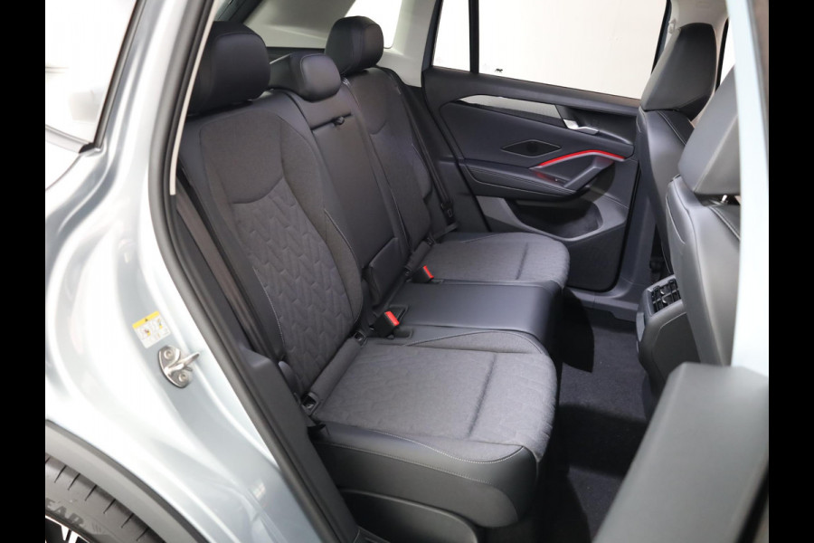 Volkswagen Tiguan 1.5 eHybrid Life PHEV 204PK | Assistentie pakket | Stoelverwarming voor+achter | 18"Lm velgen |