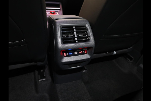 Volkswagen Tiguan 1.5 eHybrid Life PHEV 204PK | Assistentie pakket | Stoelverwarming voor+achter | 18"Lm velgen |