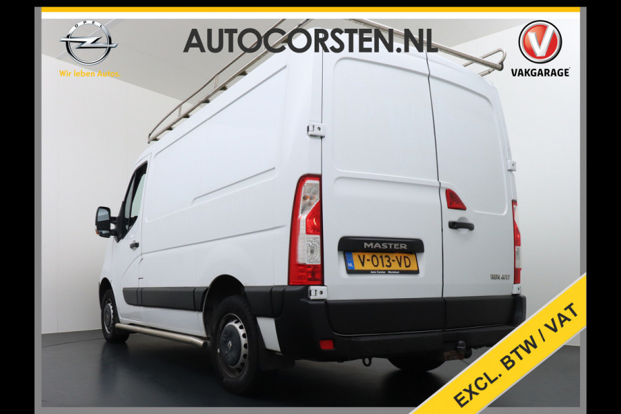 Renault Master T33 2.3 dCi 3P. Camera Airco EURO6 Y Imperiaal Trekhaak 3-Persoons Cruise Control Lat om lat betimmering Betonplex Vloer Bluetooth Sidebars 1e Eigenaar EURO 6 Y 2.500kg trekvermogen!