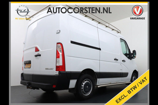 Renault Master T33 2.3 dCi 3P. Camera Airco EURO6 Y Imperiaal Trekhaak 3-Persoons Cruise Control Lat om lat betimmering Betonplex Vloer Bluetooth Sidebars 1e Eigenaar EURO 6 Y 2.500kg trekvermogen!