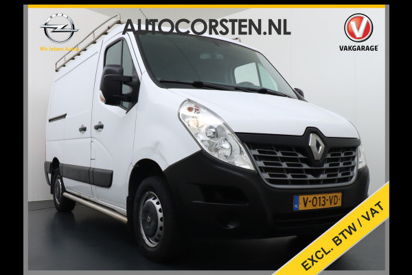 Renault Master T33 2.3 dCi 3P. Camera Airco EURO6 Y Imperiaal Trekhaak 3-Persoons Cruise Control Lat om lat betimmering Betonplex Vloer Bluetooth Sidebars 1e Eigenaar EURO 6 Y 2.500kg trekvermogen!