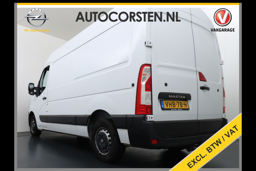 Renault Master T35 2.3dCi 135pk L2H2 3p Navi Camera Airco Pdc Trekhaak Cruise Control R-Link Nieuw Model ! Bluetooth DAB Led Regensensor Betonplex Vloer Lat om Lat Betimmering 1e Eigenaar 2.500kg Trekgewicht Euro 6
