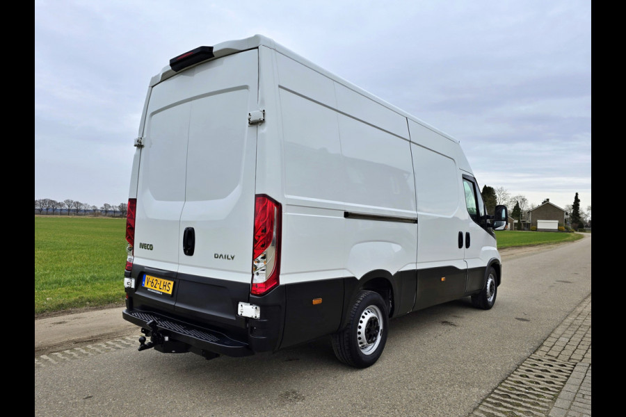 Iveco Daily 35S14V 2.3 352L H2 L2L H2 - 140 Pk - Euro 6 - TREKHAAK - Climate Control - Cruise Control