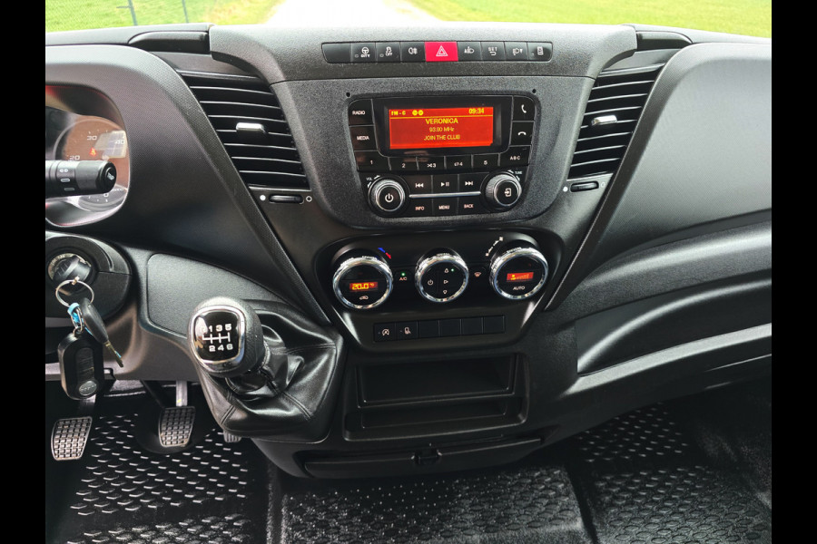 Iveco Daily 35S14V 2.3 352L H2 L2L H2 - 140 Pk - Euro 6 - TREKHAAK - Climate Control - Cruise Control