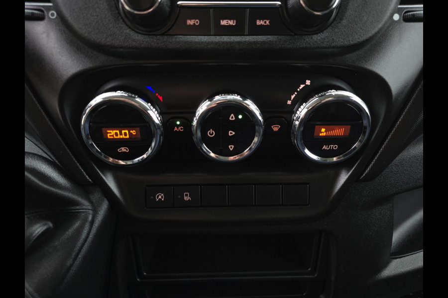 Iveco Daily 35S14V 2.3 352L H2 L2L H2 - 140 Pk - Euro 6 - TREKHAAK - Climate Control - Cruise Control