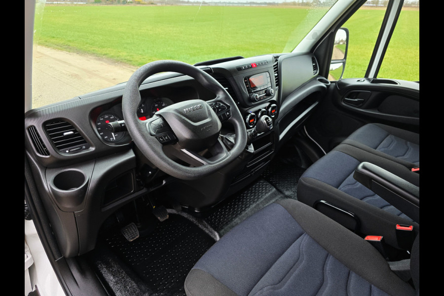 Iveco Daily 35S14V 2.3 352L H2 L2L H2 - 140 Pk - Euro 6 - TREKHAAK - Climate Control - Cruise Control