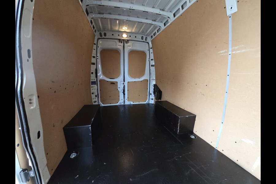 Iveco Daily 35S14V 2.3 352L H2 L2L H2 - 140 Pk - Euro 6 - TREKHAAK - Climate Control - Cruise Control