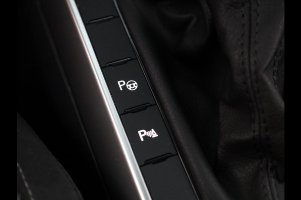 Volkswagen Polo 1.0 TSI Life 95 pk Automaat (DSG) | Navigatie via App | Parkeersensoren (Park assist) | Adaptieve cruise control | Stoelverwarming | LED koplampen |