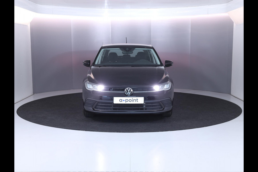 Volkswagen Polo 1.0 TSI Life 95 pk Automaat (DSG) | Navigatie via App | Parkeersensoren (Park assist) | Adaptieve cruise control | Stoelverwarming | LED koplampen |