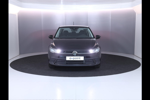 Volkswagen Polo 1.0 TSI Life 95 pk Automaat (DSG) | Navigatie via App | Parkeersensoren (Park assist) | Adaptieve cruise control | Stoelverwarming | LED koplampen |