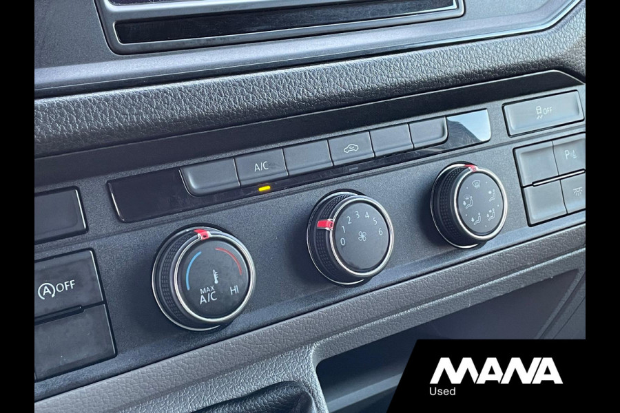 Volkswagen Crafter 35 2.0 140pk L3H3 3.140 Airco Cruise Camera Sensoren CarPlay Bijrijdersbank Ergo-Stoel Bluetooth Laadruimtebekleding 12V SideLig