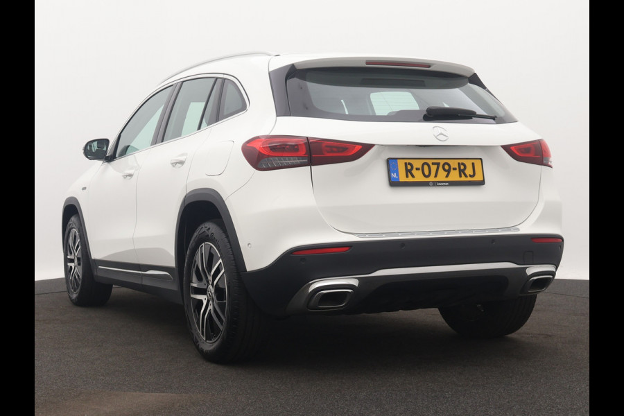 Mercedes-Benz GLA 250 e Progressive | Lichtmetalen velgen | Navigatie | Parking support | Camera achter | Inclusief 24 maanden MB Certified garantie voor Europa.