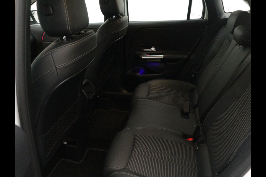 Mercedes-Benz GLA 250 e Progressive | Lichtmetalen velgen | Navigatie | Parking support | Camera achter | Inclusief 24 maanden MB Certified garantie voor Europa.